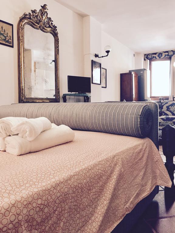 Carraresi Room Treviso Luaran gambar